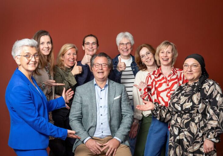 𝘖𝘱 𝘥𝘦 𝘧𝘰𝘵𝘰: 𝘔𝘢𝘳𝘤 𝘷𝘢𝘯 𝘞𝘦𝘭𝘴𝘦𝘮 𝘢𝘭𝘴 𝘴𝘵𝘳𝘢𝘭𝘦𝘯𝘥 𝘮𝘪𝘥𝘥𝘦𝘭𝘱𝘶𝘯𝘵 𝘪𝘯 𝘩𝘦𝘵 𝘵𝘦𝘢𝘮 𝘷𝘢𝘯 𝘙𝘰𝘯𝘢𝘭𝘥 𝘔𝘤𝘋𝘰𝘯𝘢𝘭𝘥 𝘏𝘶𝘪𝘴 𝘪𝘯 𝘜𝘵𝘳𝘦𝘤𝘩𝘵.