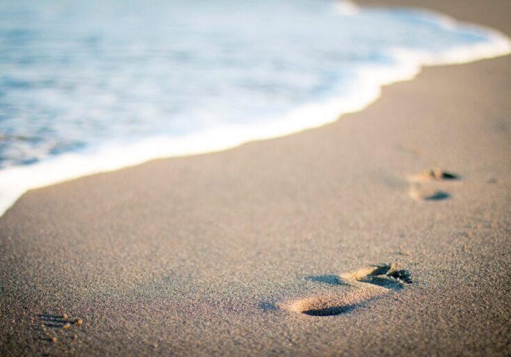 beach-water-steps-sand-17727